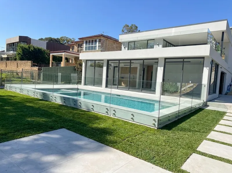 Pool Fencing Sydney: KwikGlaze installation, AS 1926
